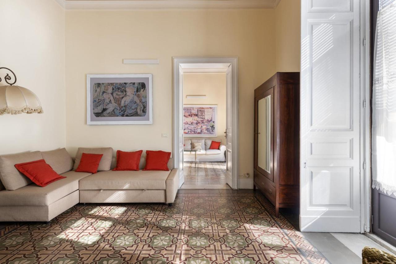 Catania City Center Historical Building Home Exteriör bild
